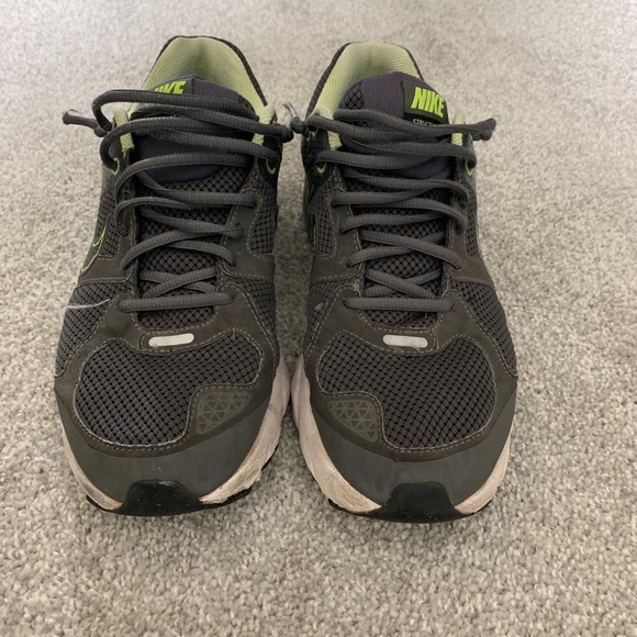 Men’s shoes - Picture 2 of 2